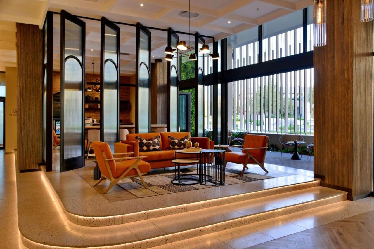 Courtyard Hotel Waterfall City Midrand Ngoại thất bức ảnh