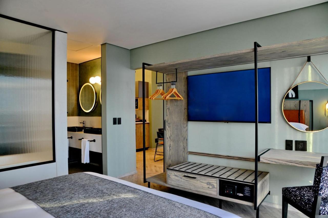 Courtyard Hotel Waterfall City Midrand Ngoại thất bức ảnh