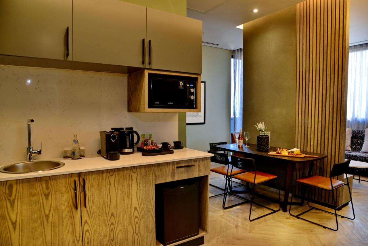 Courtyard Hotel Waterfall City Midrand Ngoại thất bức ảnh