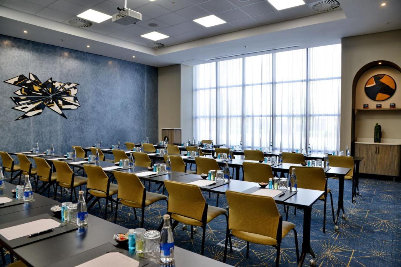 Courtyard Hotel Waterfall City Midrand Ngoại thất bức ảnh