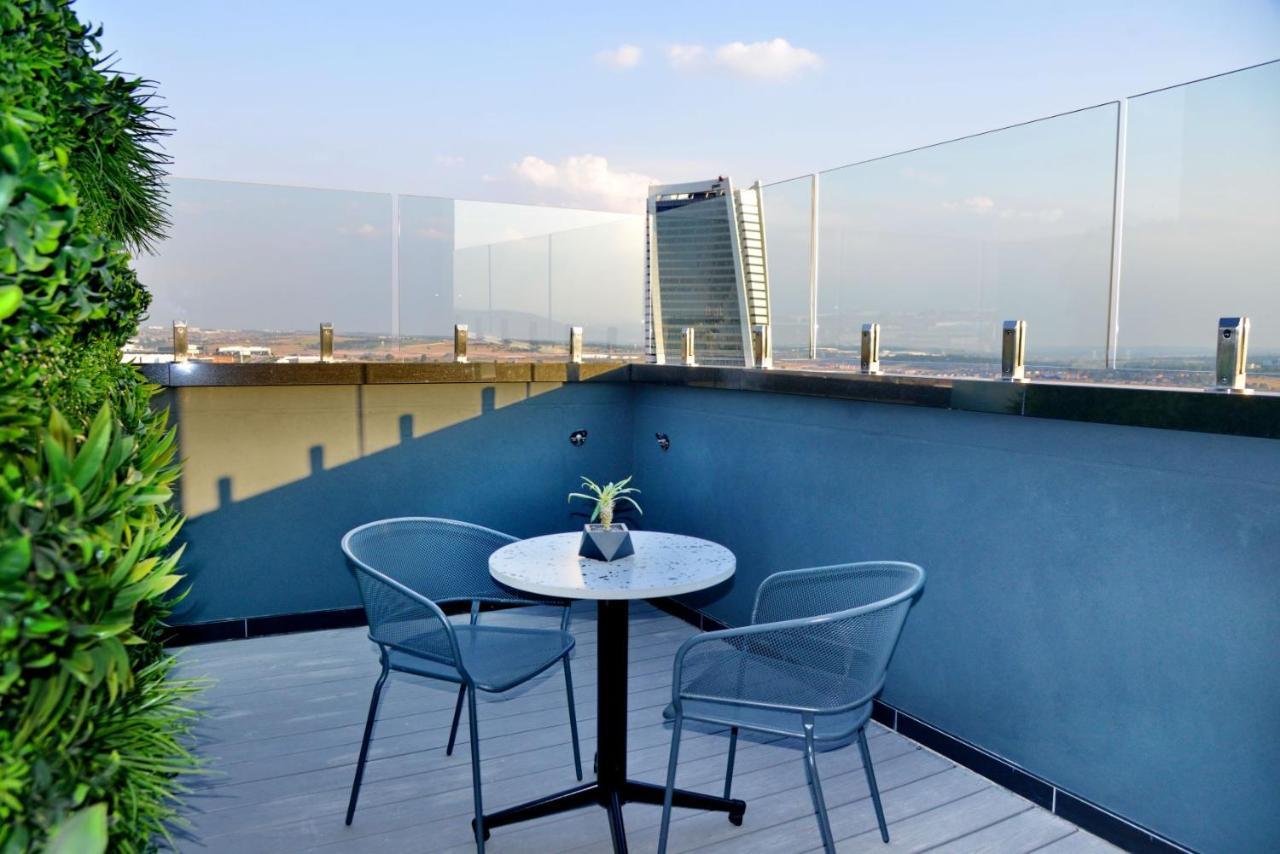 Courtyard Hotel Waterfall City Midrand Ngoại thất bức ảnh